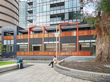Image 1 of 7