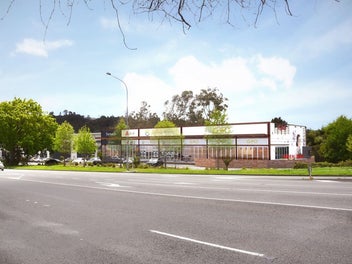 Image 1 of 3