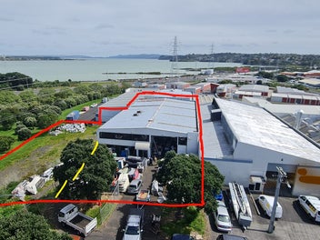 Image 1 of 4