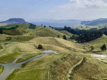 Whakaipo Park, Amazing Views to Western Bays