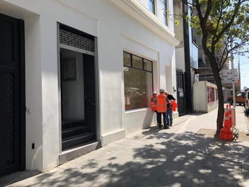 Image 1 of 8