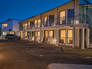 Image 1 of 30