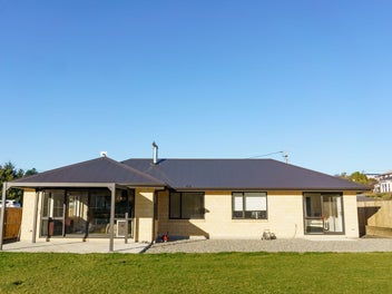 Image 1 of 18