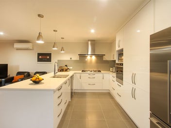 Executive Family Retreat Heated Pool-Karaka Inlet