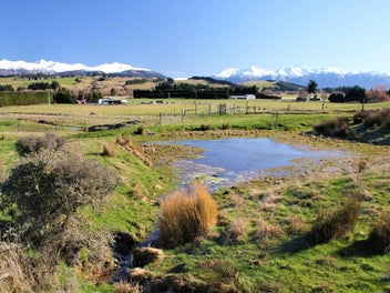 Lifestyle, Views and Location