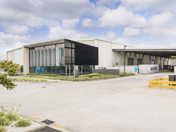 Image 1 of 7