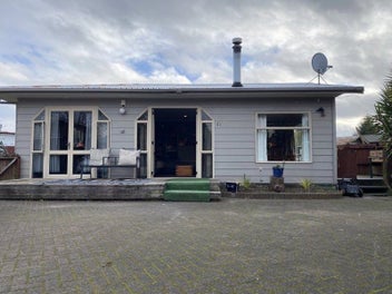 Image 1 of 21