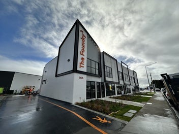 Image 1 of 5