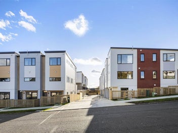 Image 1 of 18
