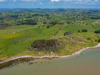 Create Lifetime Memories on this Coastal Farm