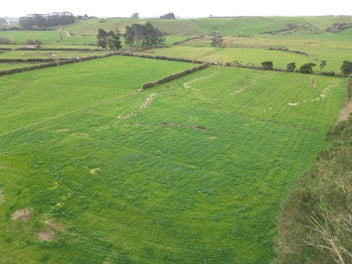 4.51 ha bare lifestyle block - Eltham