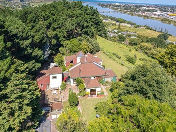 Price Reduced - The Ultimate Lifestyle Retreat!