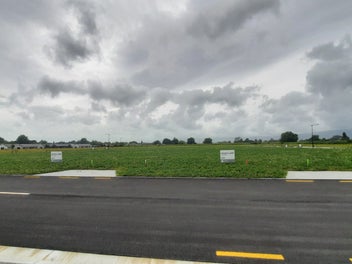 Image 1 of 5