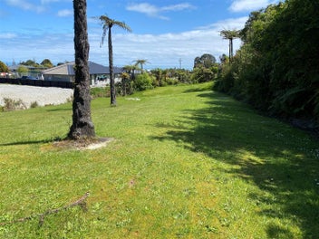 SLICE OF PARADISE ON OFFER