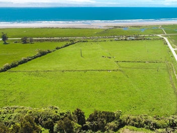 Remarkable Cape Foulwind: Seaviews & Prime...