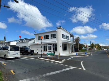 Image 1 of 11