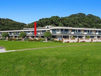 Exceptional beach front value