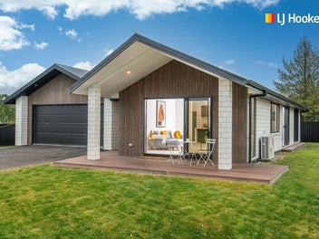 A Brand New Quality Build Throughout!!!