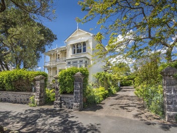 Image 1 of 20