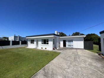 Image 1 of 18