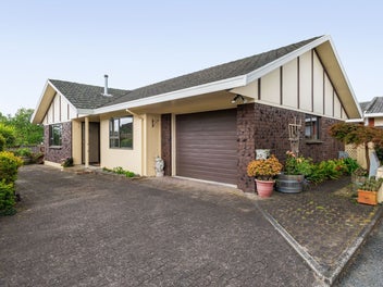 Image 1 of 20