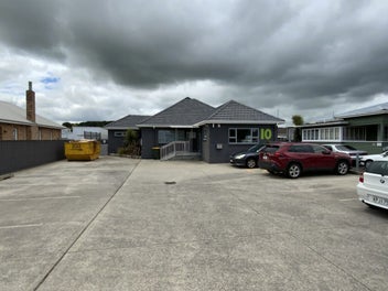 Image 1 of 10