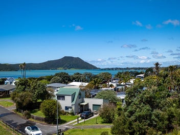 Image 1 of 24