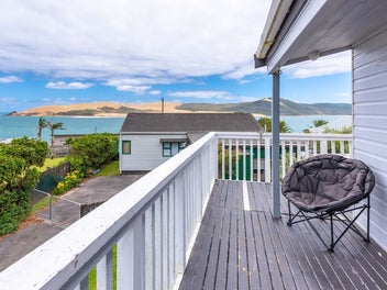 MAJESTIC WATER VIEWS - OPONONI