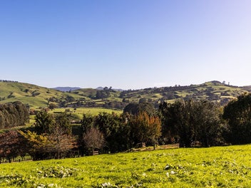 Stunning Views – Great Location