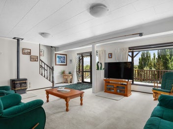 HIGH ON VIEWS, LOW ON PRICE