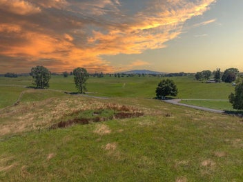 Look at that view! Stunning sunrises and sunsets!