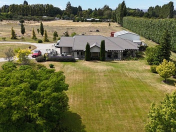 Your ultimate Central Otago family lifestyle ...