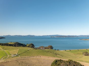 Incredible Value - 5 mins to Beach & Boat Ramp