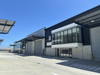 Image 1 of 5