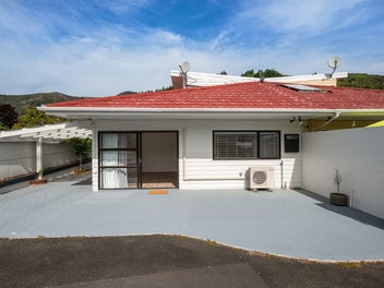 Stunning Renovation - Owners Keen To Sell