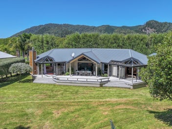 Waterfront sanctuary
