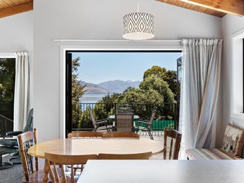 Escape the Ordinary, Embrace Lakeview Living