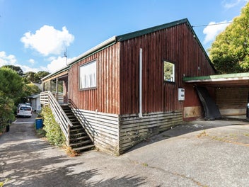 CHEAPEST STAND ALONE- 3 BEDROOM HOUSE IN SWANSON??