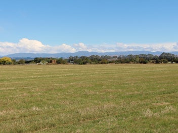 Crop, Stock or Lifestyle Opportunity - 21 Hectares