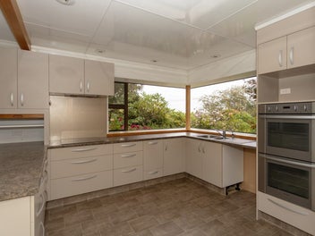 RESIDE IN RESERVOIR ROAD