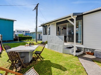 VENDOR WANTS IT SOLD! Now BEO $299,000!