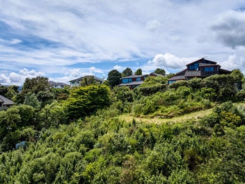 Pauatahanui Inlet Views Section BEO $595,000