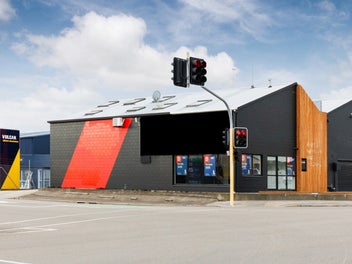 Image 1 of 6
