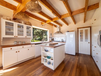 Exclusive Russell Retreat: Space, Serenity, Style