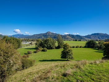 Image 1 of 21