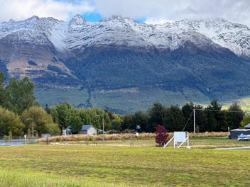 Image 1 of 6