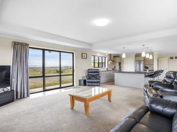 Substantial Lifestyle Property
