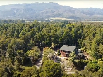 Ultimate Living - Real New Zealand