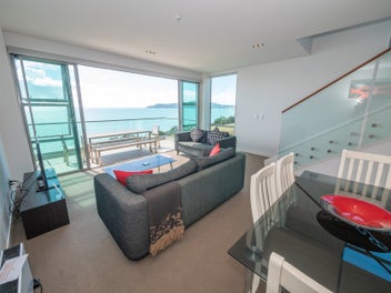 Front row apartment with mesmerising views