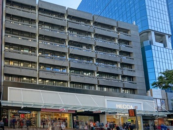 Image 1 of 7